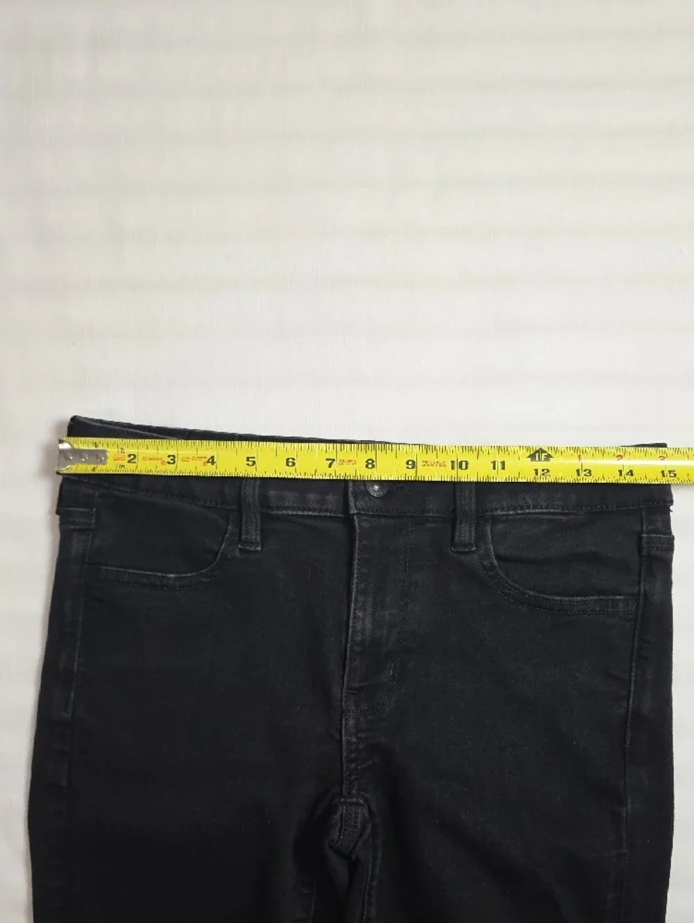 0790 American Eagle Outfitters Black High-Rise Skinny Jeans; 6